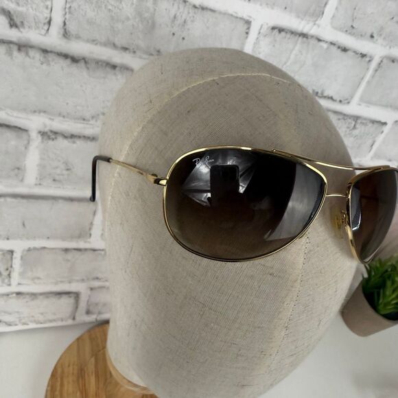 Ray-Ban Aviator Gold Gradient 3293 Sunglasses - Picture 3 of 10